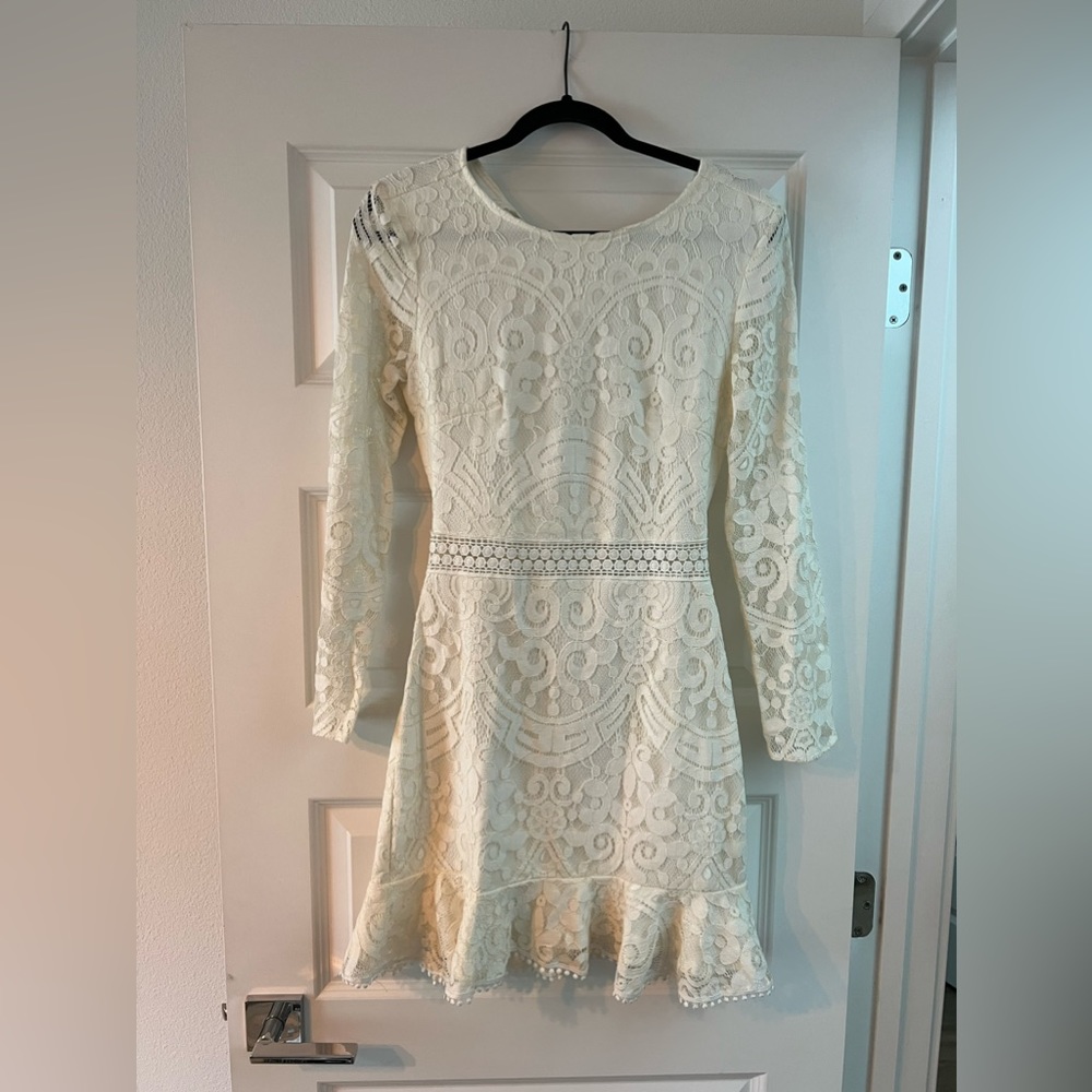 white lace dress